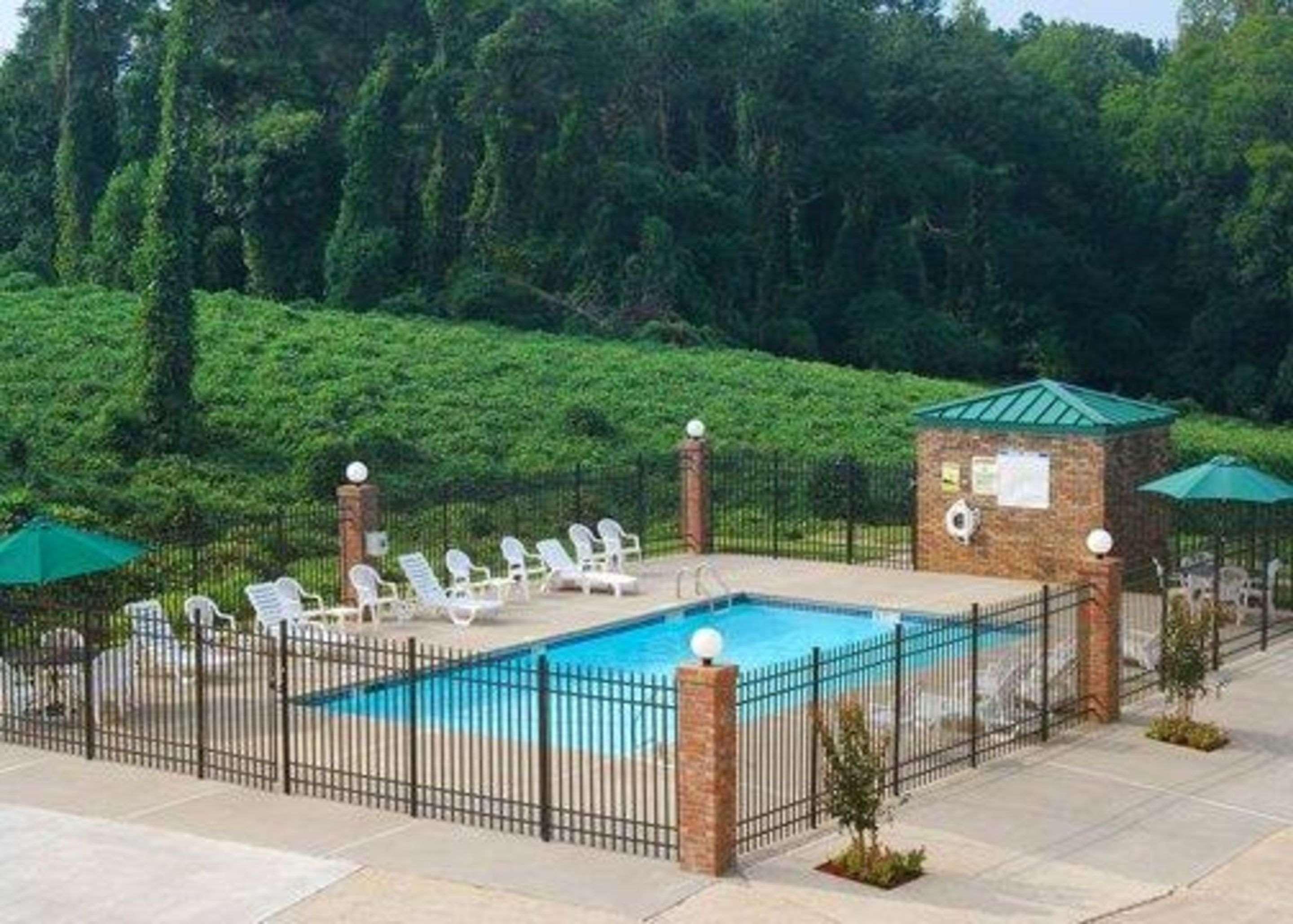 Quality Inn Dahlonega Near University Esterno foto